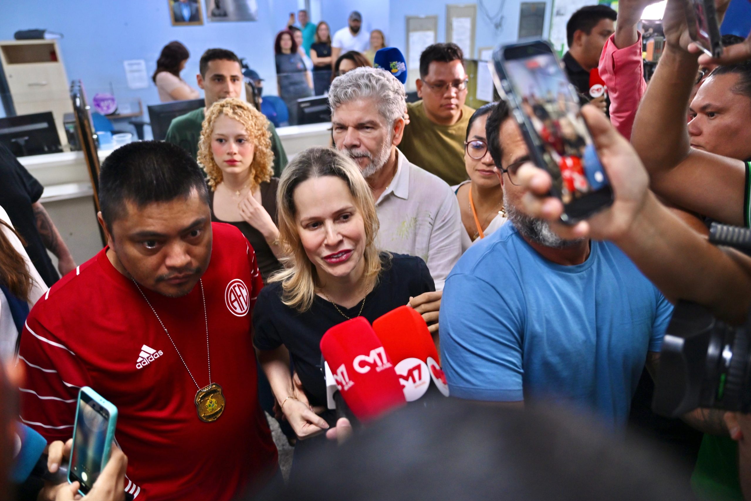Ministro Ribeiro Dantas revoga prisão de Anabela Cardoso no Amazonas