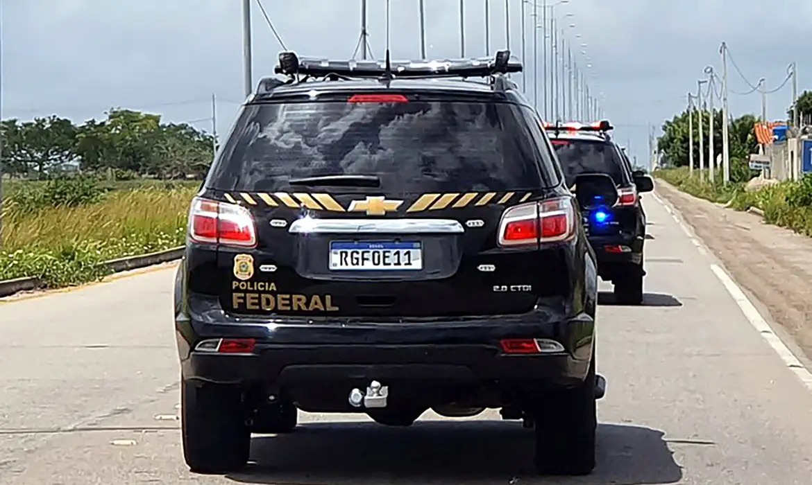 PF realiza grande operação contra tráfico internacional com atuação em portos de SC
