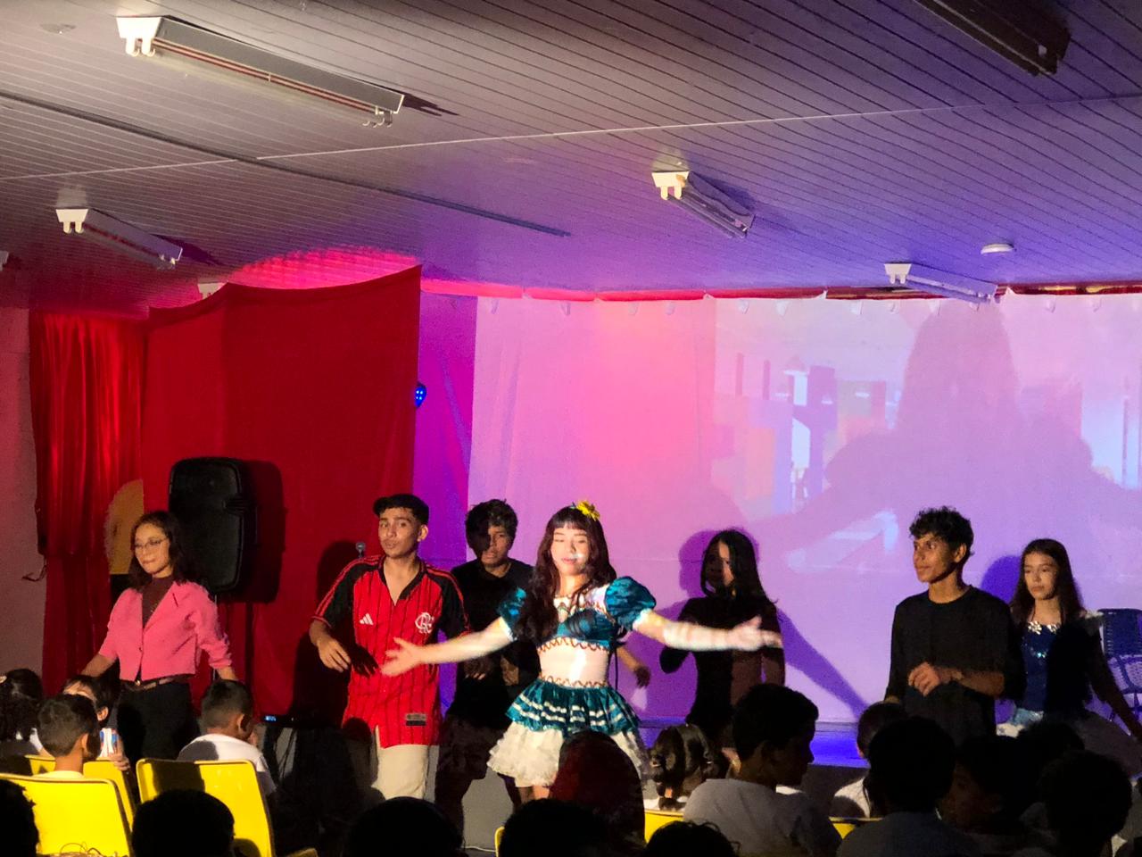Prefeitura de Manaus promove teatro educativo contra abuso infantojuvenil
