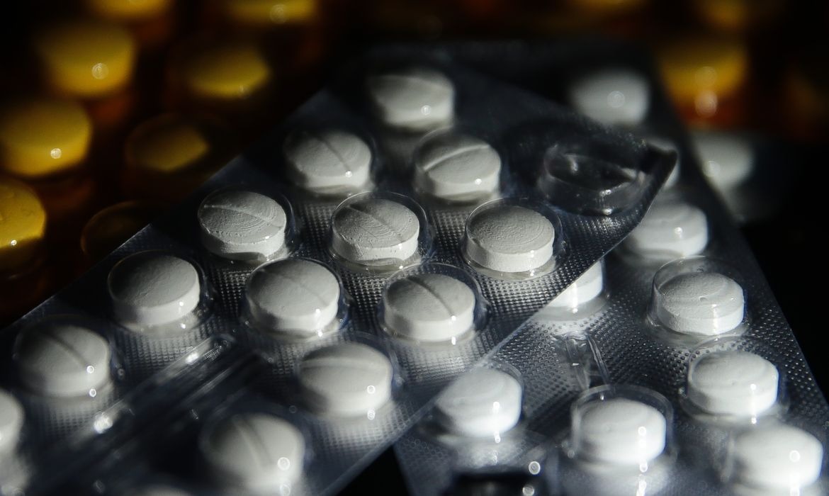 Novo avanço do SUS: Fiocruz produzirá medicamento de alto custo
