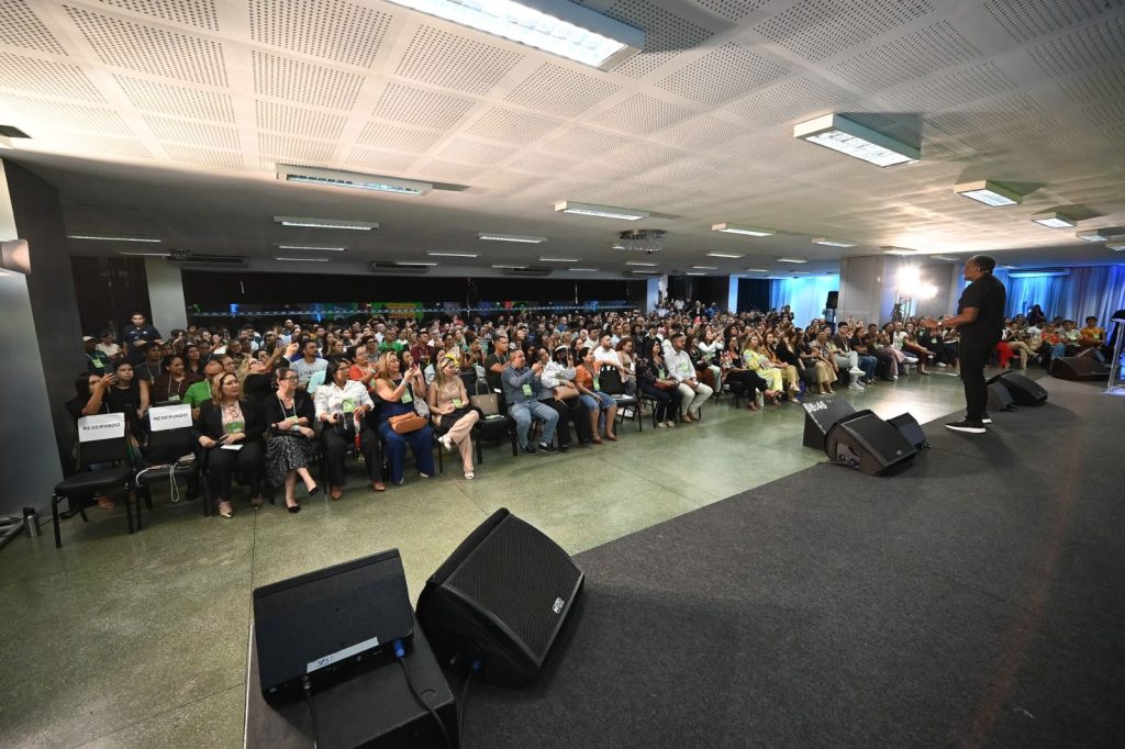 WhatsApp-Image-2026-05-21-at-16.45.02-1024x682 Empreendedores lotam Feirão do MEI e buscam capacitação em Manaus