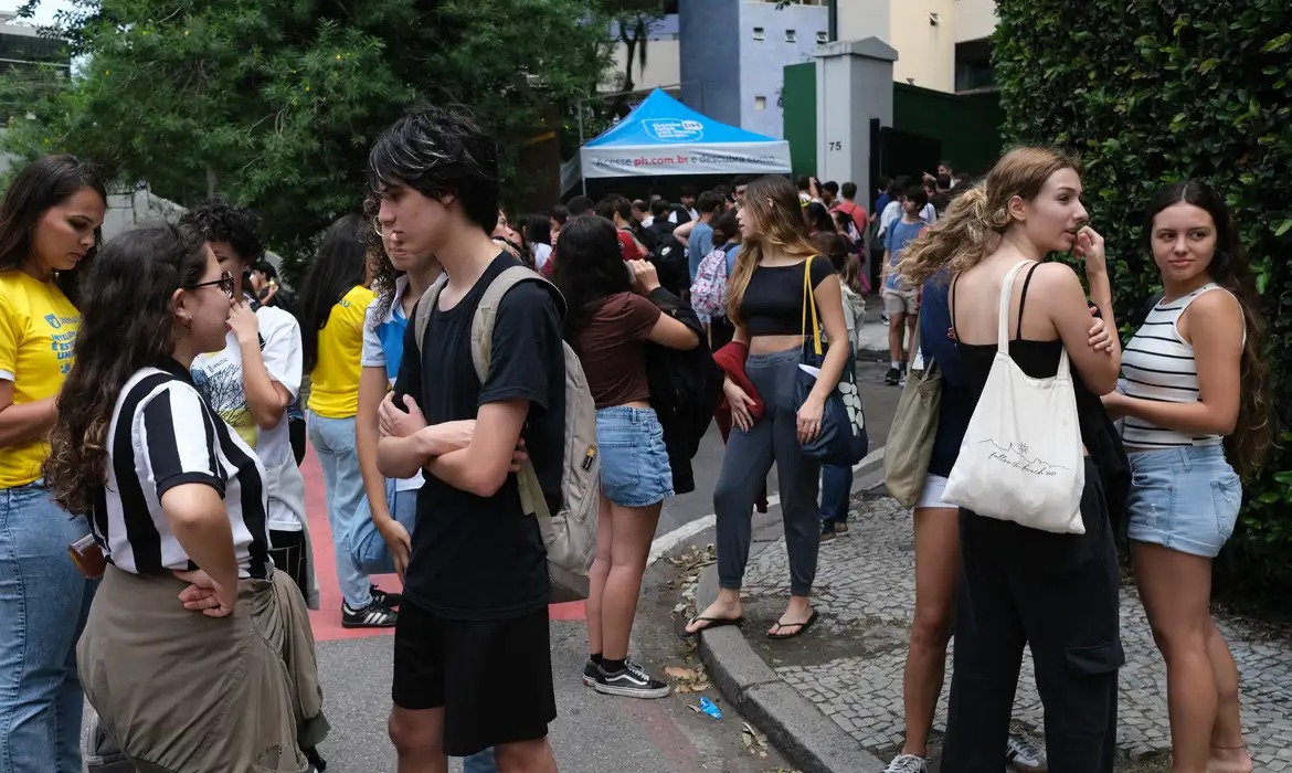 Enem 2026: estudantes já podem se inscrever; provas serão em novembro