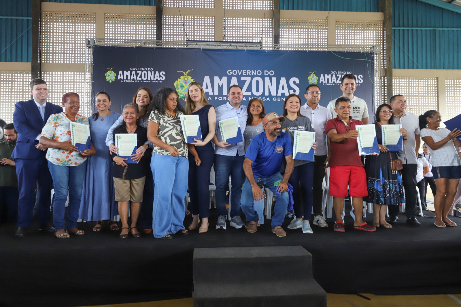 Regularização fundiária leva esperança para famílias da zona Norte