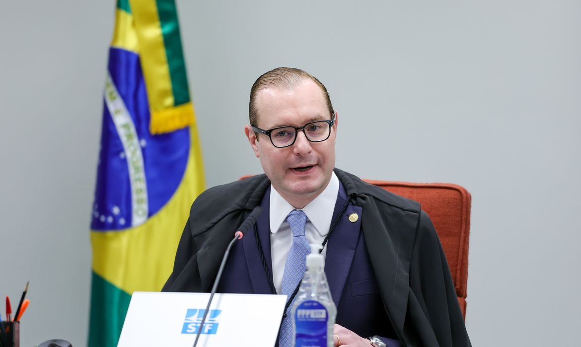 STF abre prazo para defesa em investigação sobre venda de sentenças