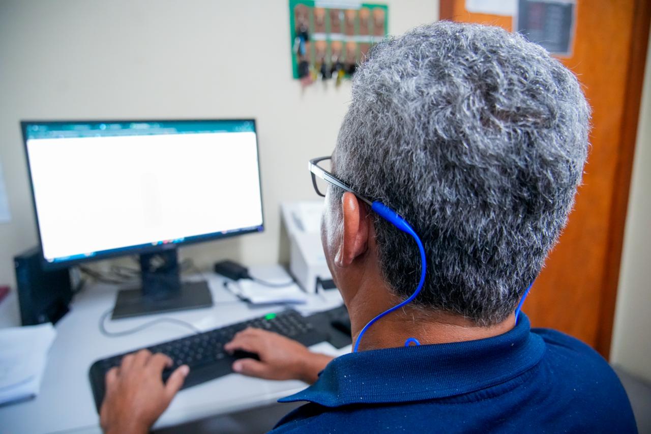 Projeto “Transição Digital 60+” quer combater violência tecno-institucional