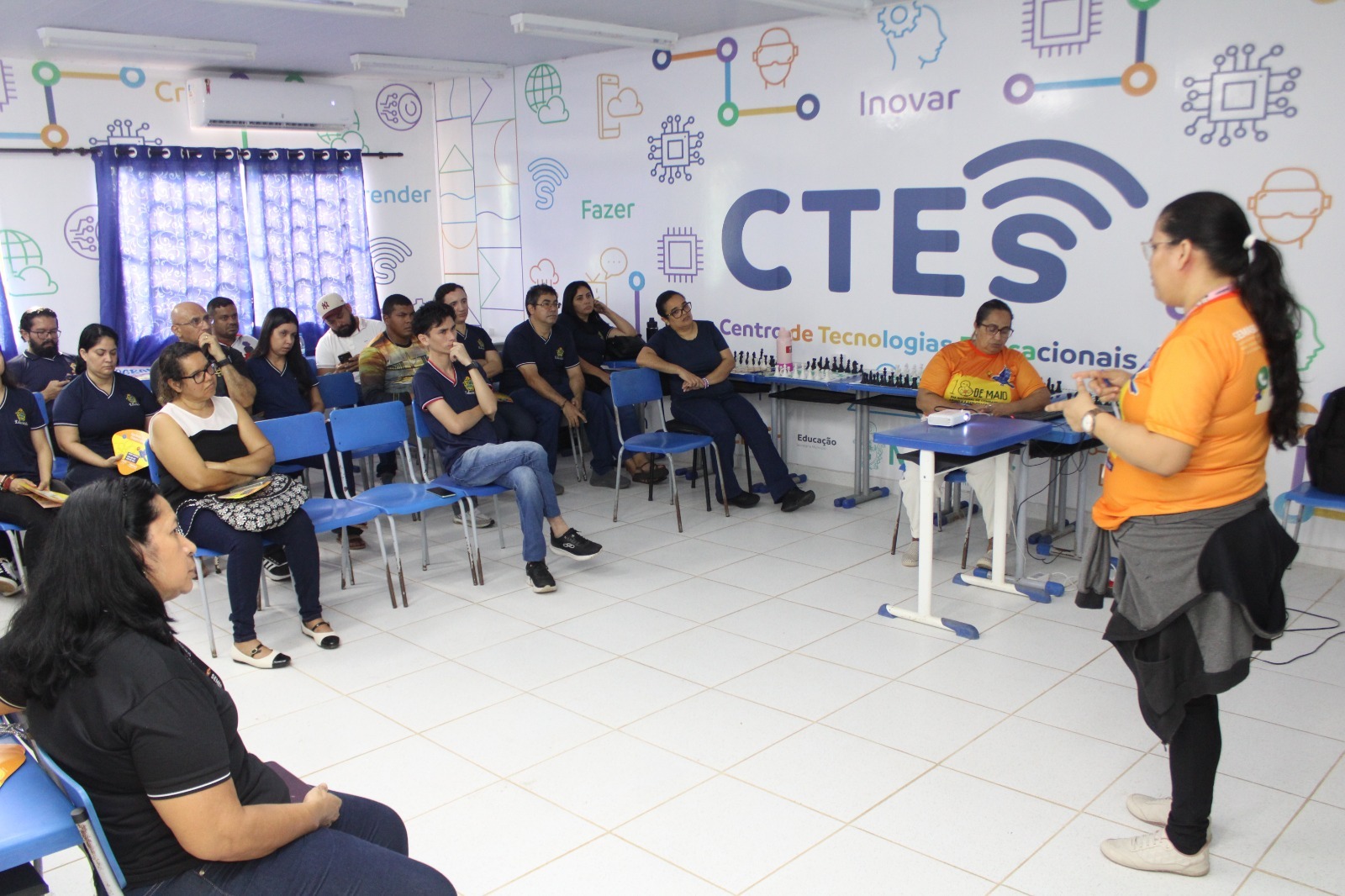 Maio Laranja encerra programação com ação educativa em comunidade de Manaus