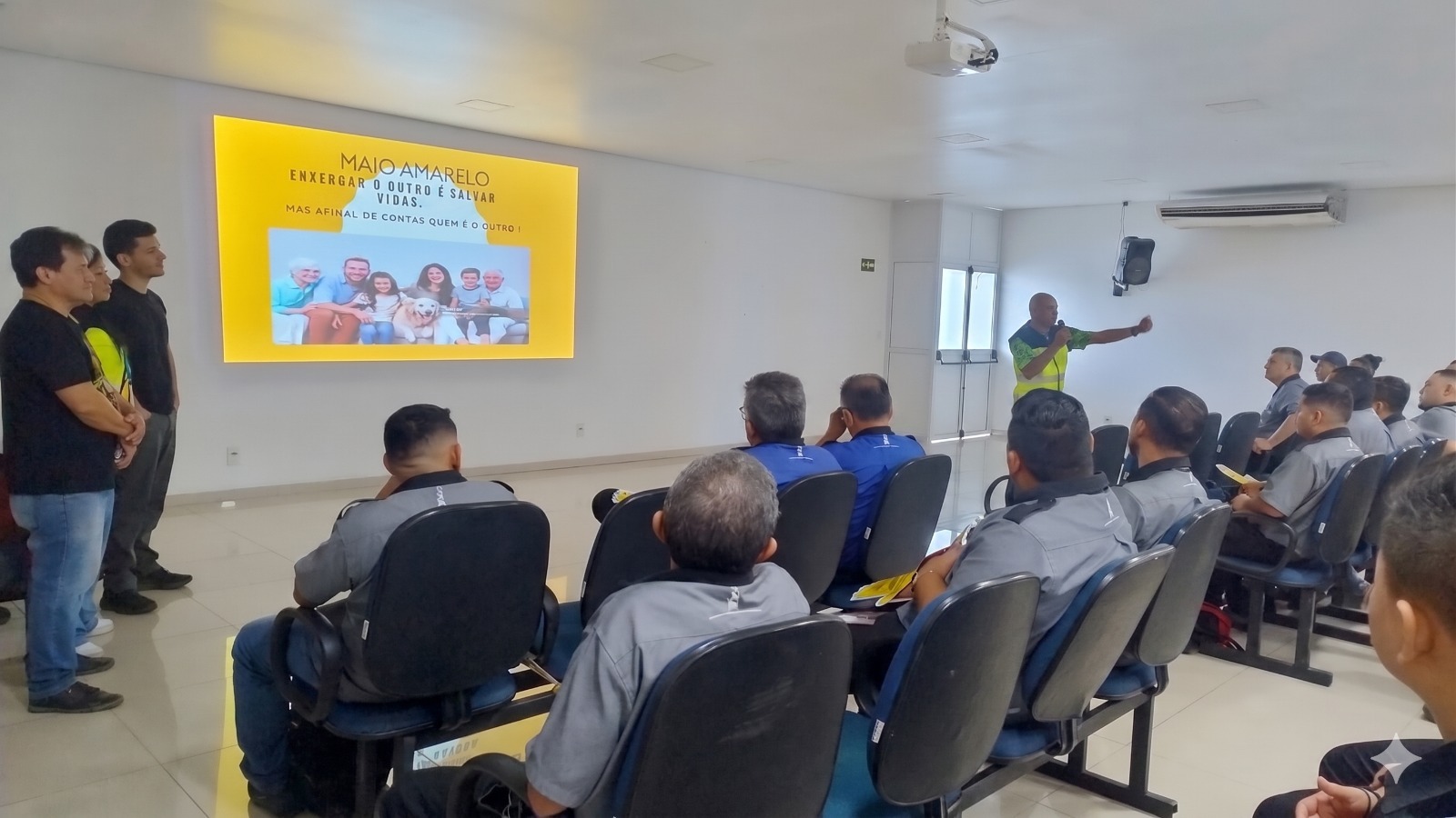 Prefeitura amplia ações de conscientização para profissionais do transporte