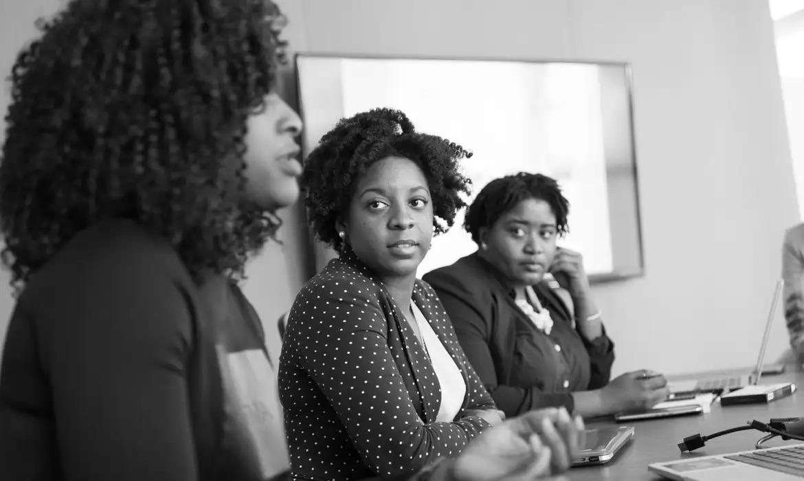 Racismo estrutural afeta mercado de trabalho