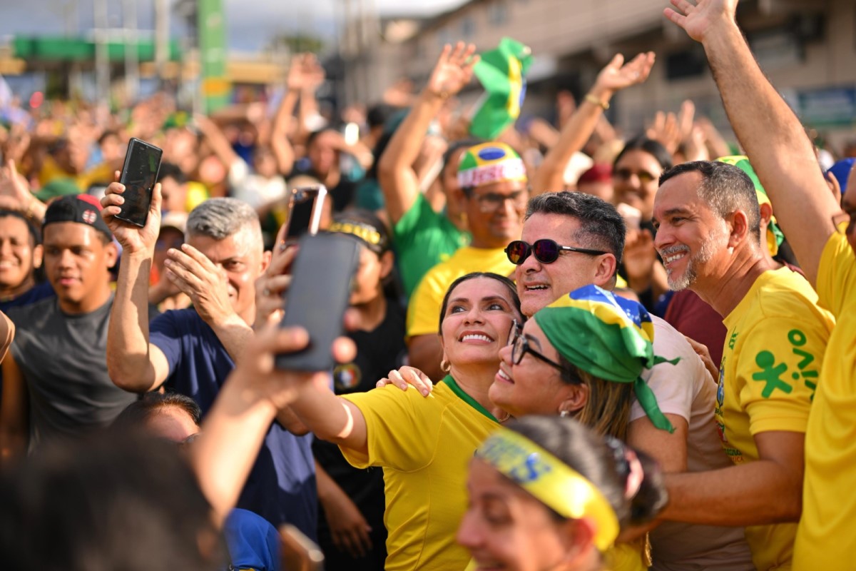 Caravanas de diversos municípios participam da Marcha para Jesus em Manaus