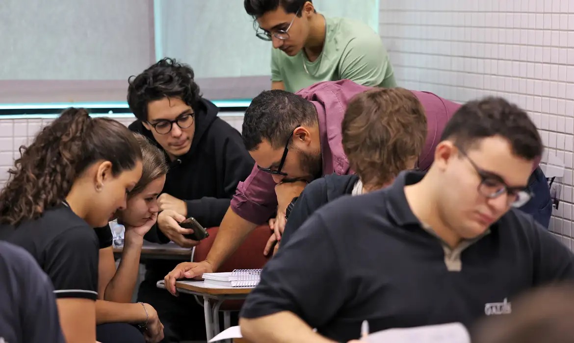 Enem 2026 amplia atendimento para saúde mental
