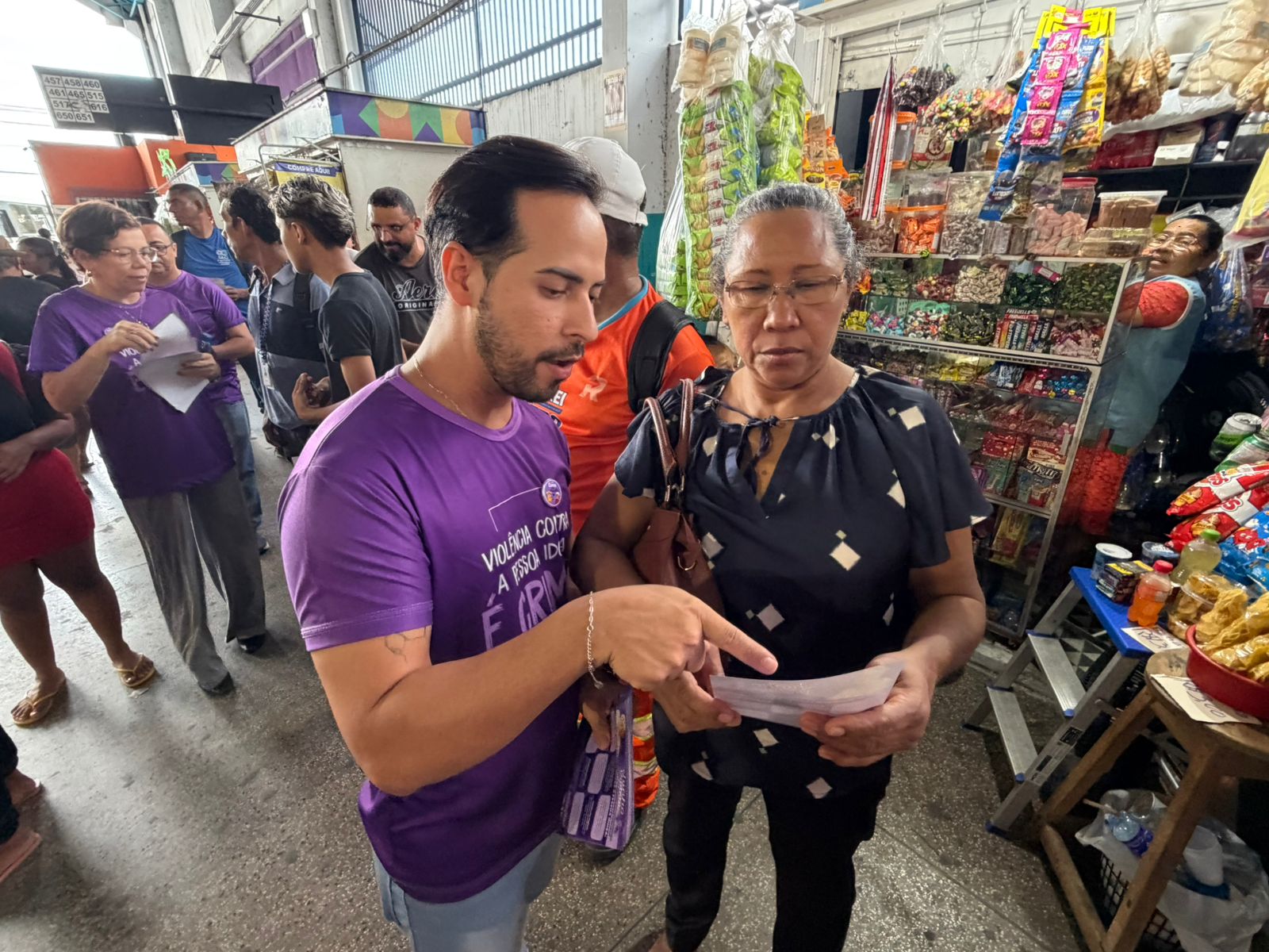 Junho Violeta Manaus reforça cidadania nos terminais