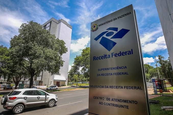 Receita Federal divulga calendário da restituição do Imposto de Renda 2026