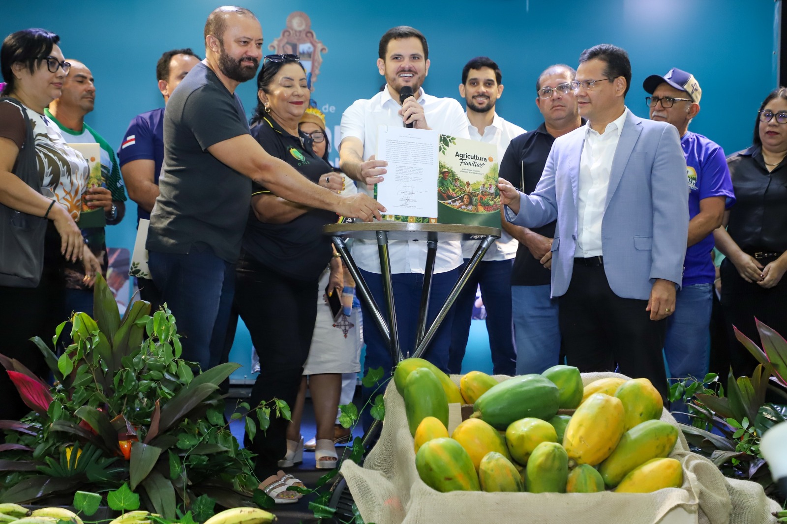 Prefeitura incentiva produção rural e fortalece alimentação escolar em Manaus