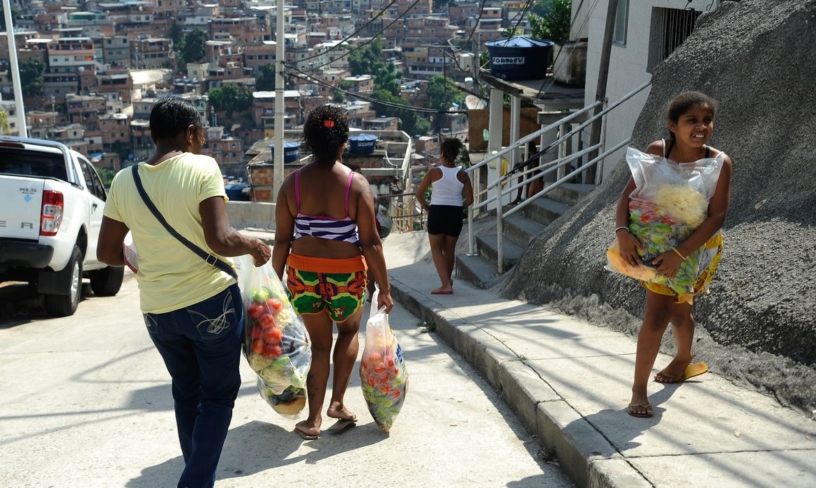 Especialistas defendem ações permanentes contra a fome no Brasil