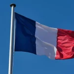 França é primeiro país da União Europeia a restringir redes sociais para menores de 15 anos