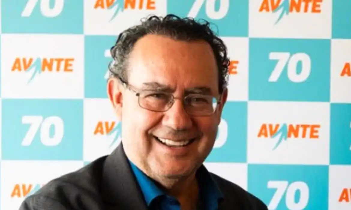 Augusto Cury defende campanha baseada em propostas