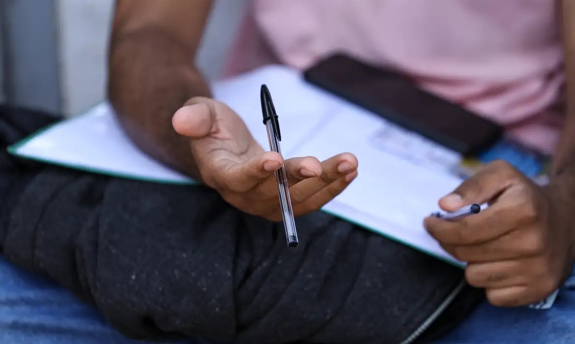Fies 2026: lista de espera terá pré-seleções até setembro