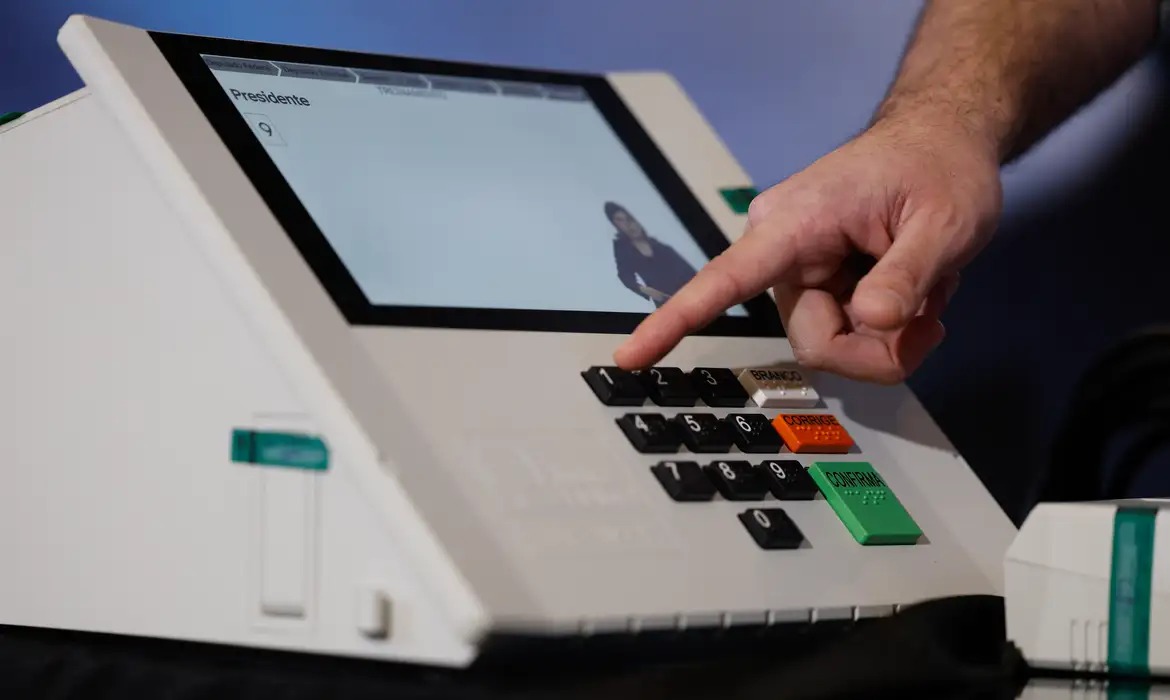 Fiscalização acompanha preparação das eleições