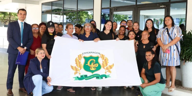 Enfermagem do Amazonas cobra respostas sobre desligamentos na rede estadual de saúde
