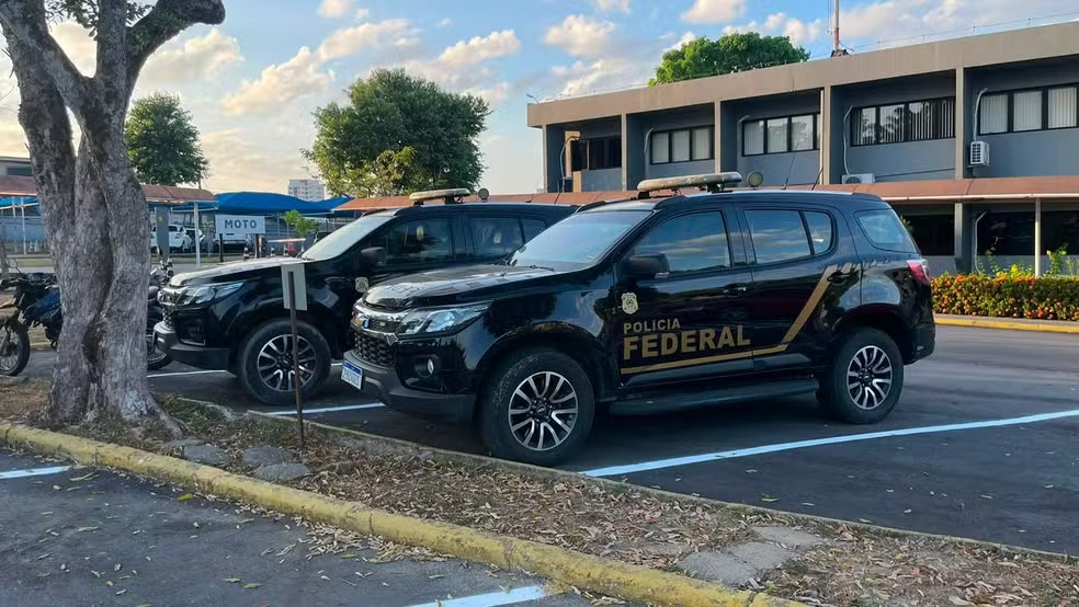 Operação da PF investiga esquema milionário ligado ao tráfico no Amazonas