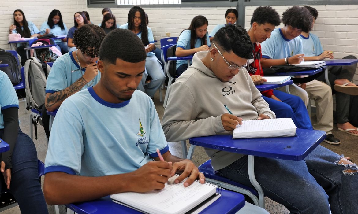 Pé-de-Meia: confira as regras para receber em 2026
