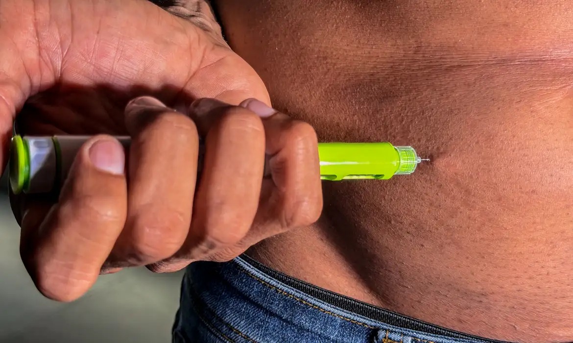 Nova caneta emagrecedora? Entenda a indicação do Yluméc pela Anvisa