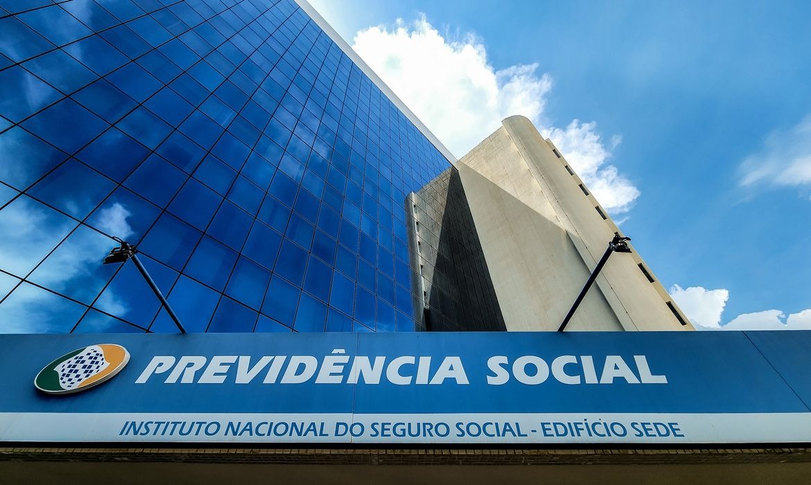 Benefício do INSS sem carência não é automático; entenda