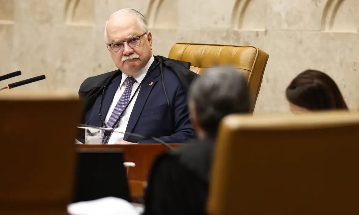 STF suspende plenário em meio a embate entre ministros da Suprema Corte