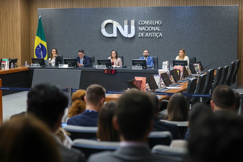 Defensoria busca evitar prejuízos a vulneráveis em negociações de precatórios